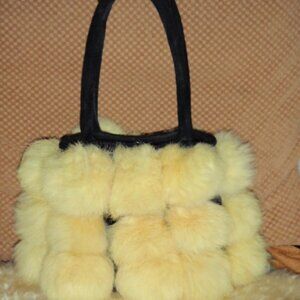 Pella Nova Pelle Nova DiRivier Genuine Rex Rabbit Fur Pom Pom Purse Excellent!
